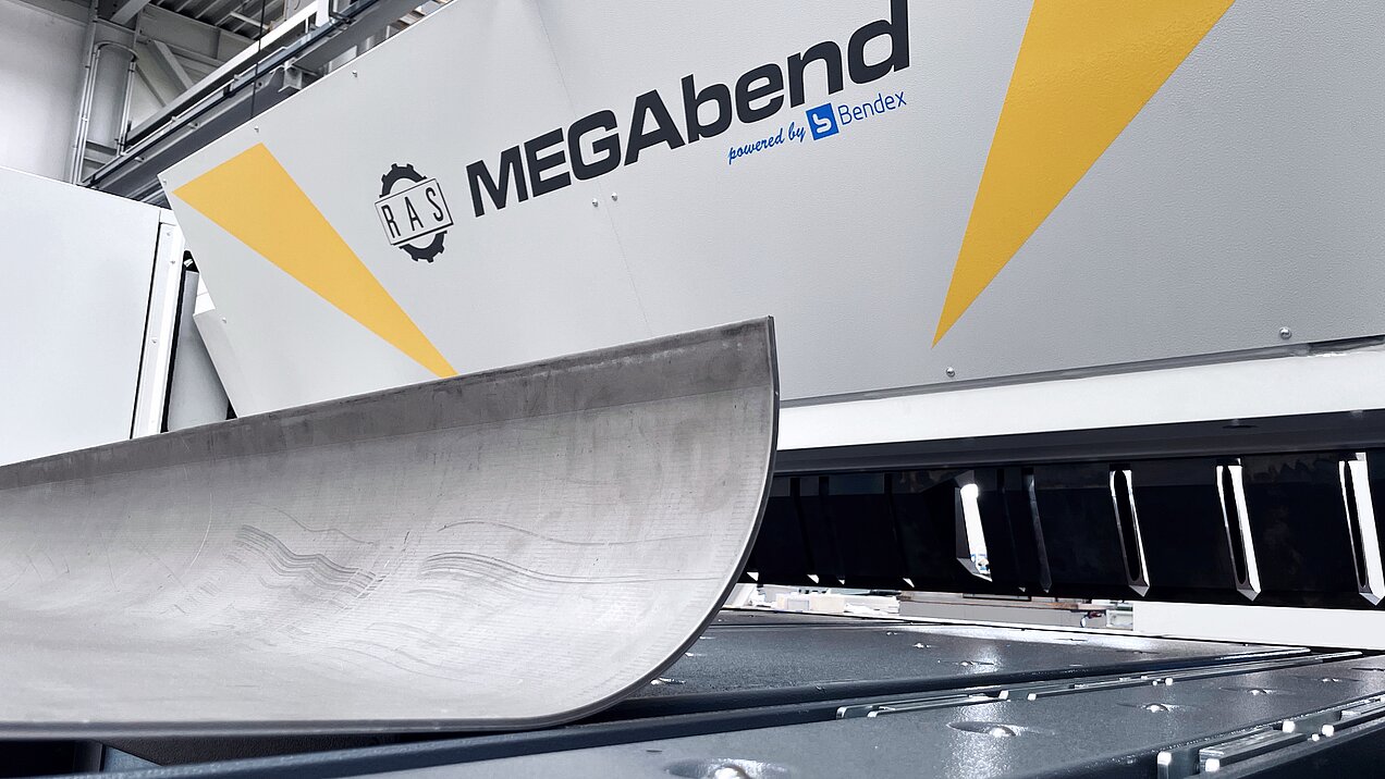 [Translate to English:] MEGAbend - Mega stark