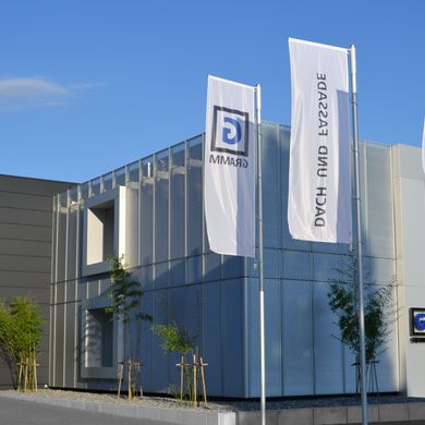 Firmenfassade der Gramm GmbH & Co. KG in Friedrichshafen