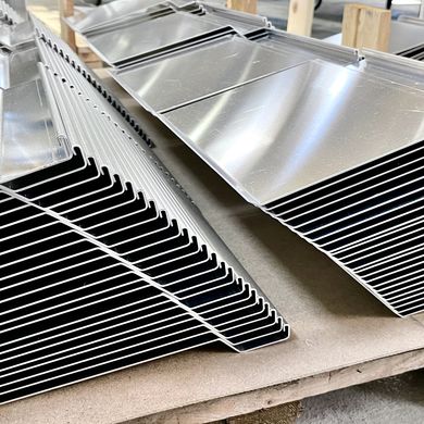 Kick plates folded on the FLEXIbend folding machine
